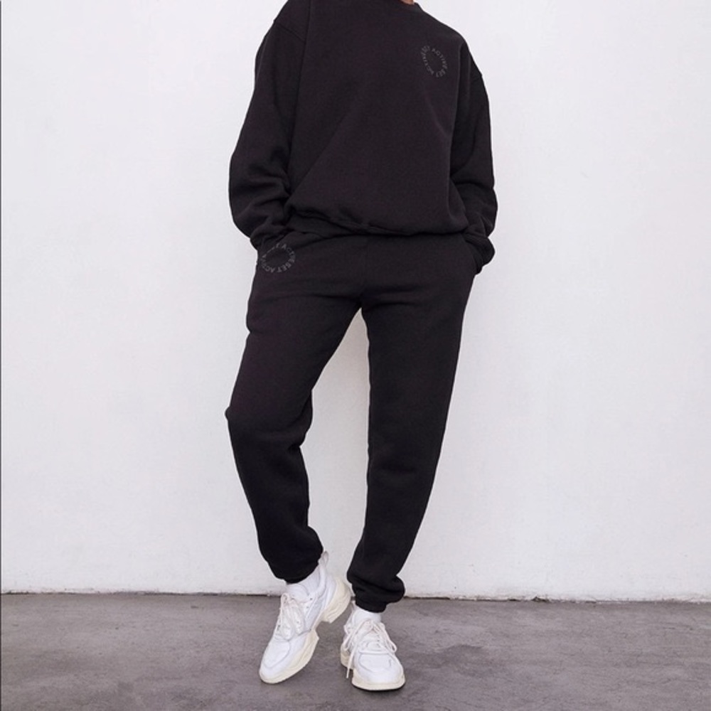 NEW Set Active Sweats Set (Crewneck + Sweatpants) in NAVY, Size X-Small